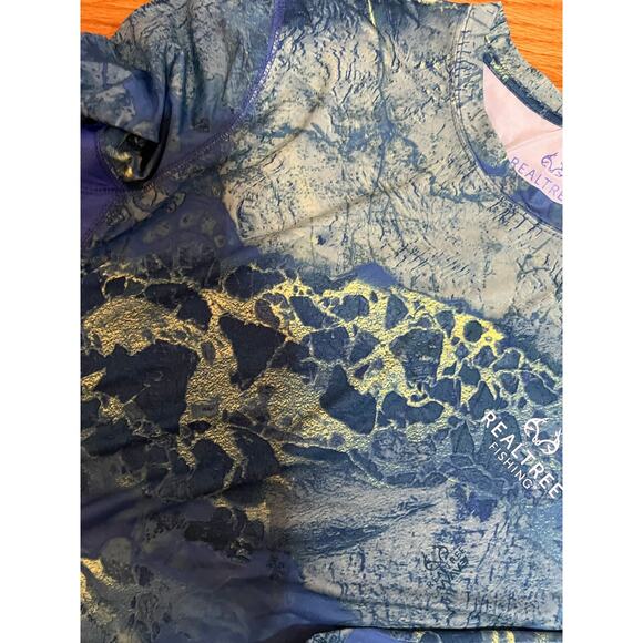 Realtree Fishing performance fabric long sleeved shirt M Perfect condition - Picture 3 of 4